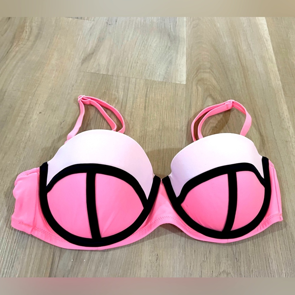 Victorias Secret Pink Bra Bikini Top. (No bottoms) Size 34D